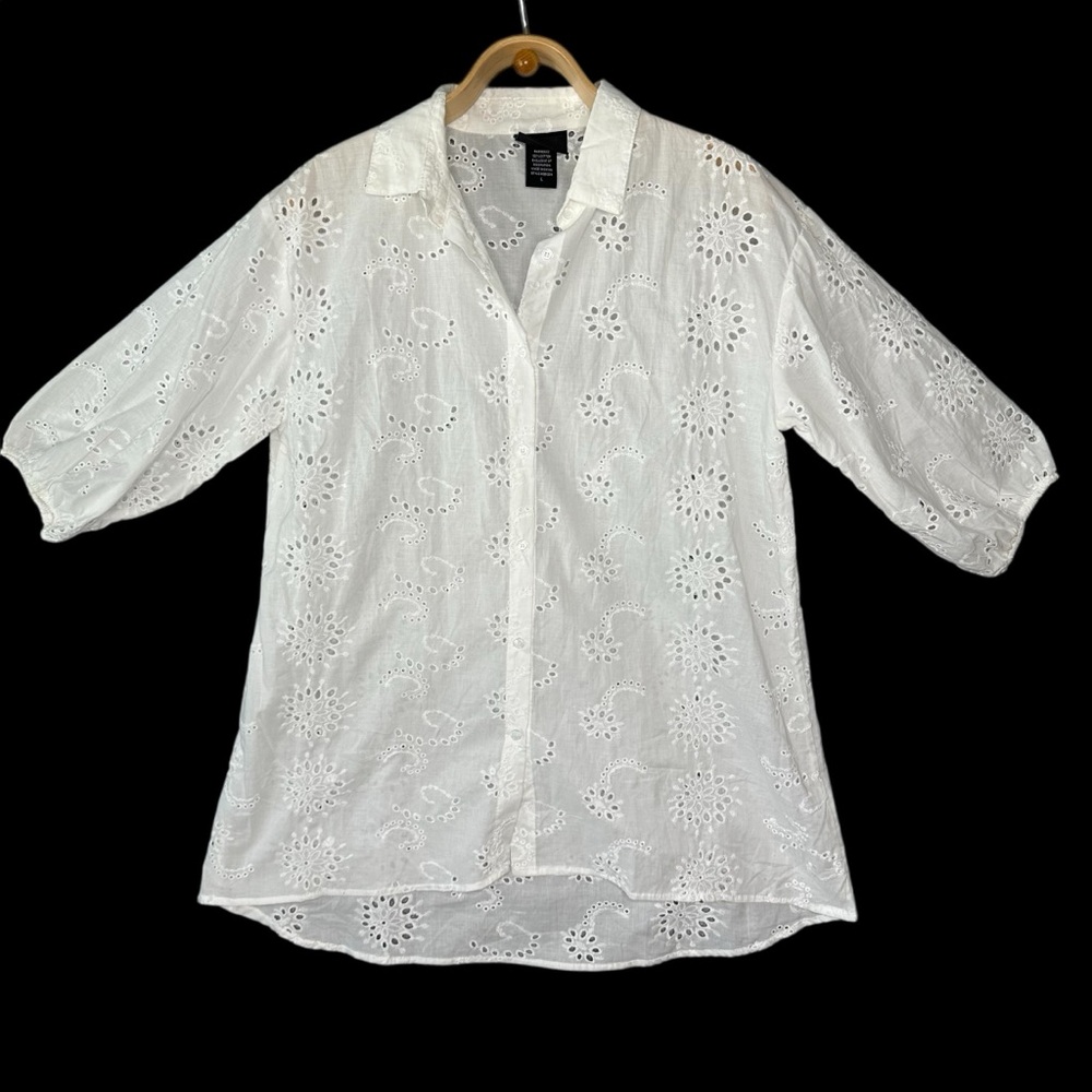 Liv Los Angeles White Eyelet Button Down Loose Fit Shirt...  Sz: L